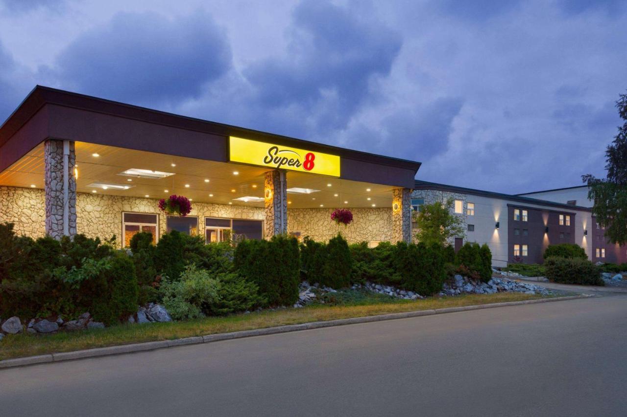 Super 8 By Wyndham Prince George Kültér fotó
